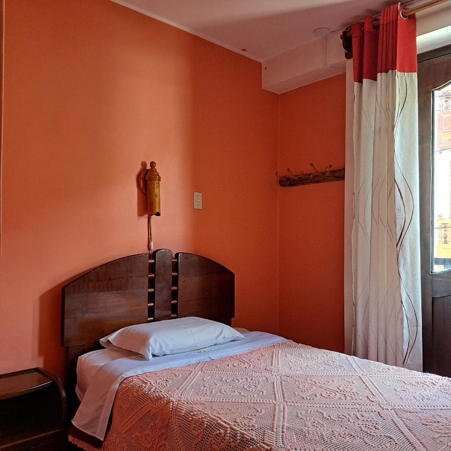 Hostal Rumi Huasi Hotel Chachapoyas Kültér fotó