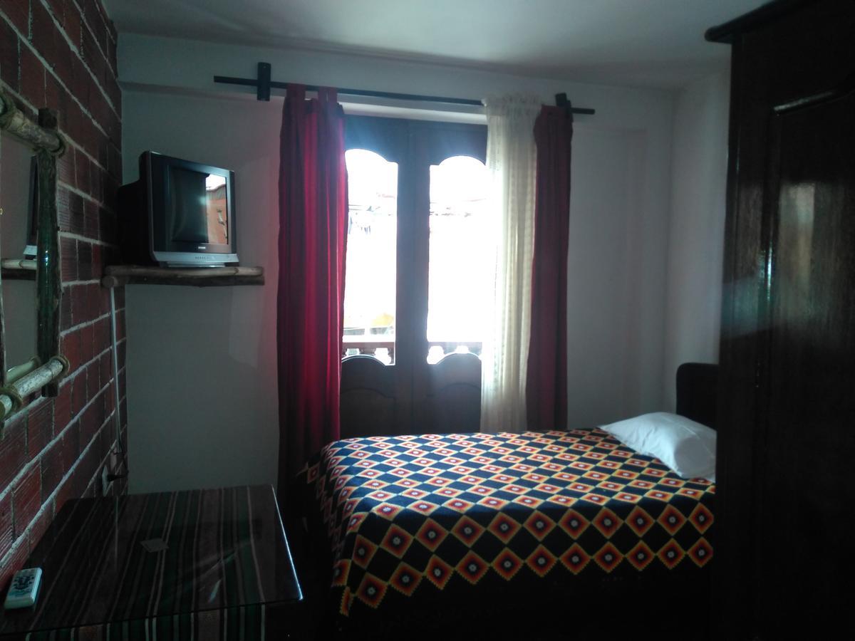 Hostal Rumi Huasi Hotel Chachapoyas Kültér fotó